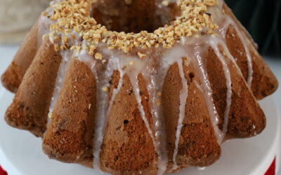 Świąteczna babka piaskowa z&nbsp;pistacjami